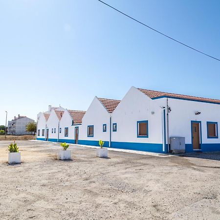 Hostel O Patio Pegoes Exterior photo
